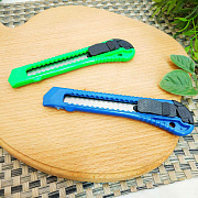 Нож канцелярский 1 шт. 0-132  ✅ базовая цена 10.31 грн. ✔ Опт ✔ Скидки ✔ Заходите! - Интернет-магазин ✅ Фортуна-опт ✅