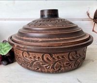 Жаровня из красной глины резная 3л - 2930 ✅ базовая цена 333.58 грн. ✔ Опт ✔ Скидки ✔ Заходите! - Интернет-магазин ✅ Фортуна-опт ✅